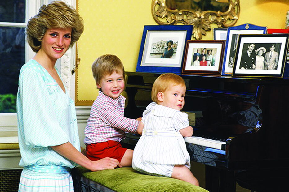 Princesa Diana ao lado de William e Harry