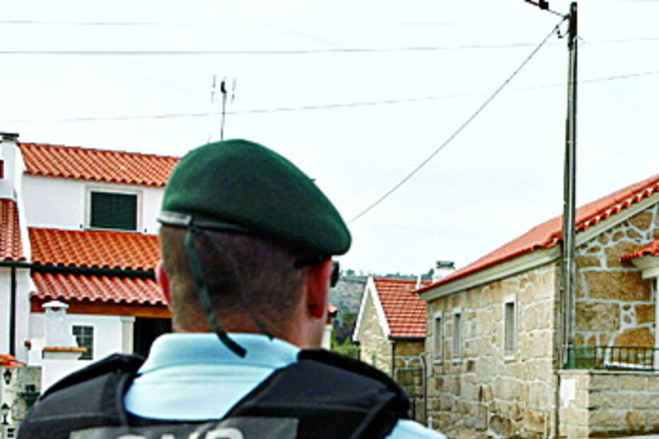 Militares detiveram um homem 