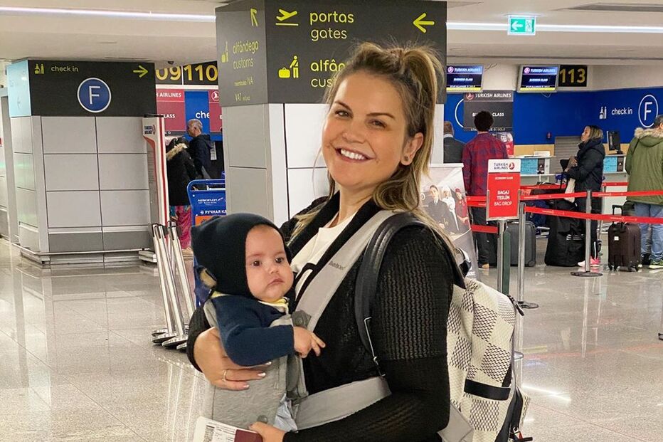 Katia Aveiro e a filha Valentina