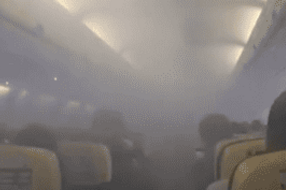 Fumo em cabine obriga avião da Ryanair a aterrar de emergência