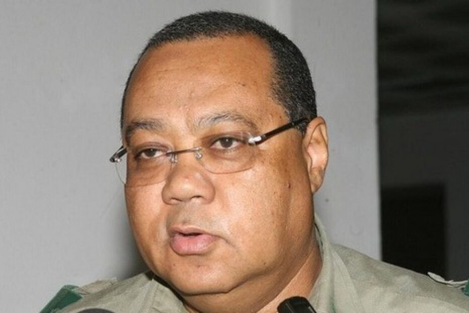 Procurador-geral da República de Angola, Hélder Pitta Grós