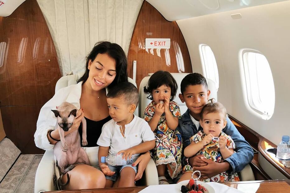 Georgina Rodríguez mostra-se uma mãe dedicada