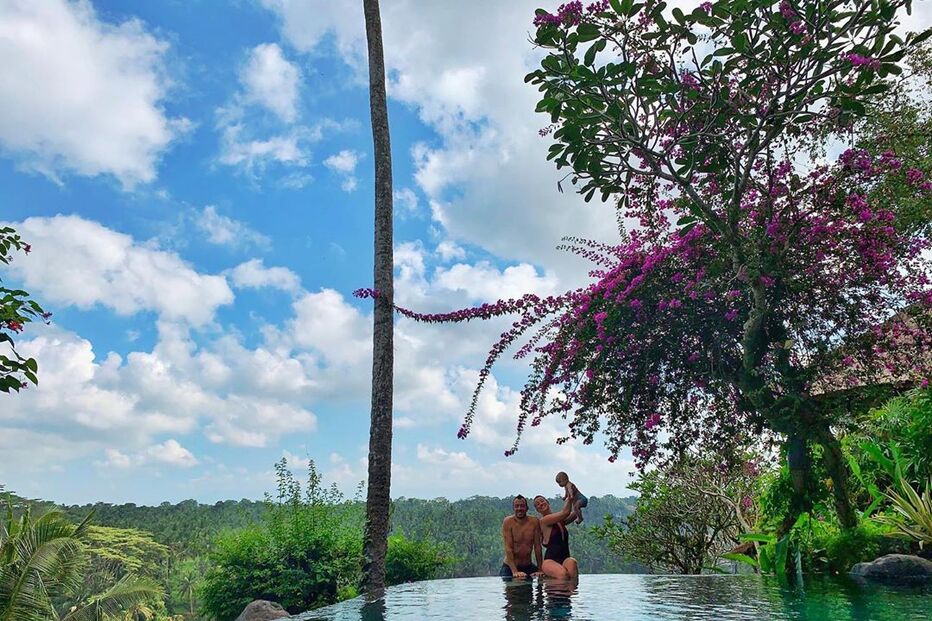 Maya Booth e o filho