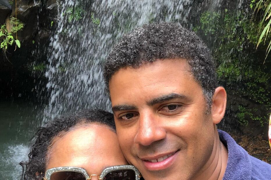 Isabel dos Santos e o marido.jpg