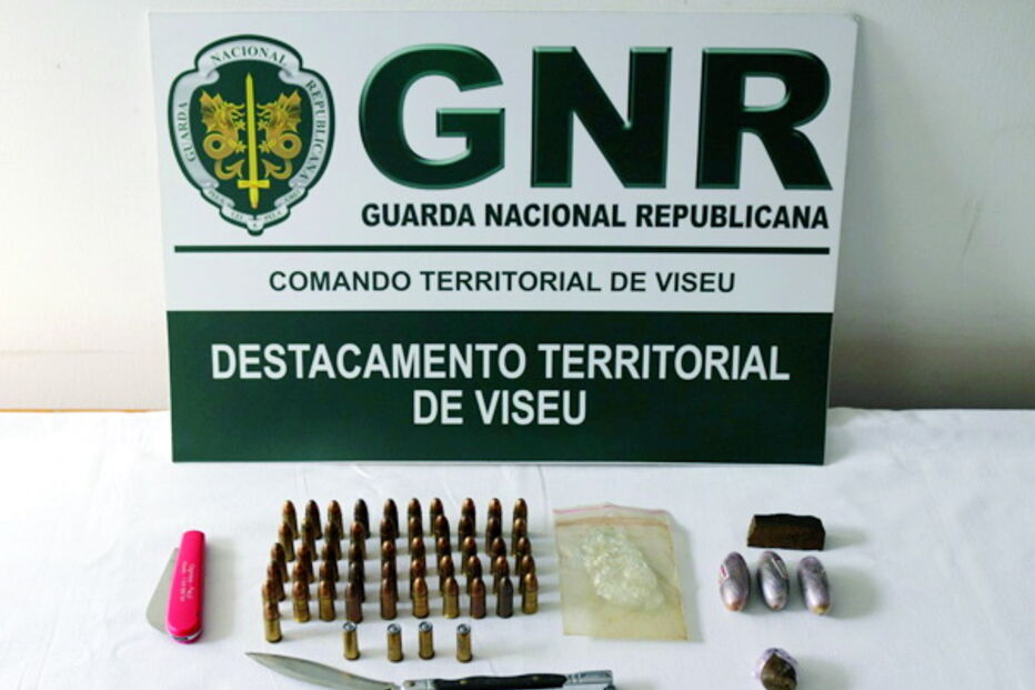 Material apreendido pela GNR 