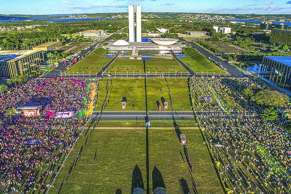 O brasileiro ‘Democracia em Vertigem’  