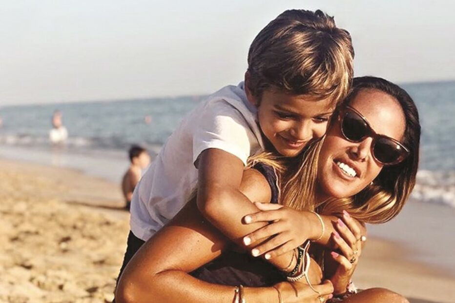 Mariana Patrocínio com o filho