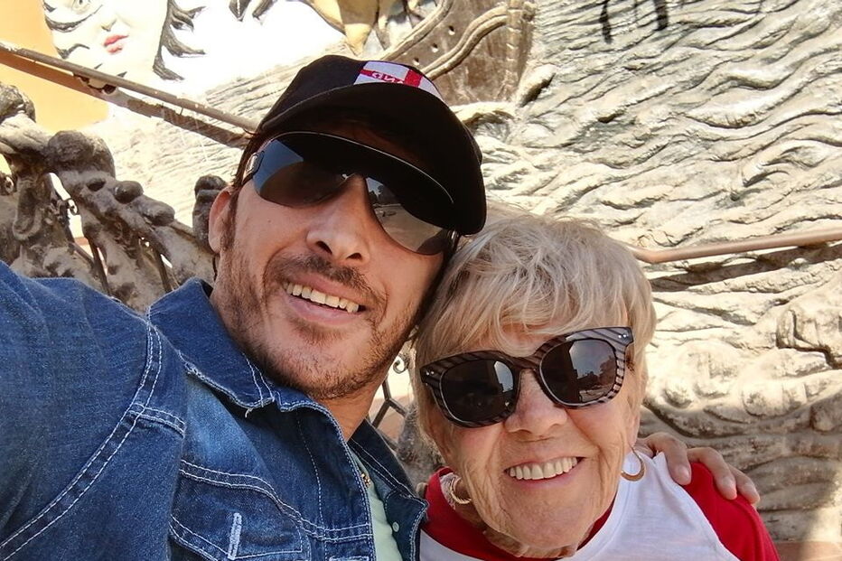 Casal com diferença de 45 anos quer casar