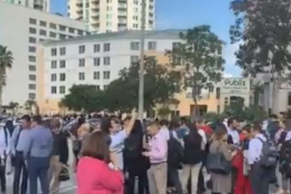 Evacuação de edifícios em Miami devido a sismo entre Cuba e Jamaica