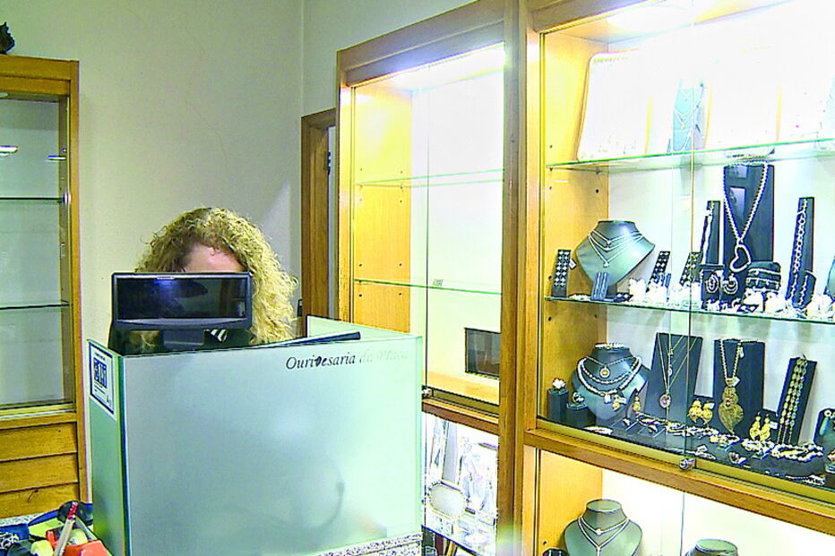 Ourivesaria fica situada no Mercado Municipal de Famalicão 