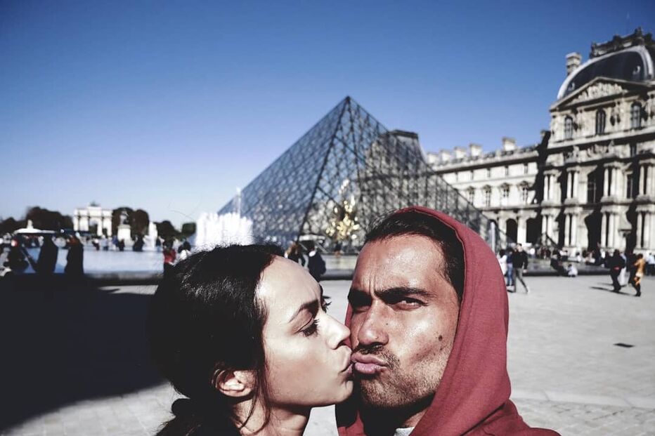 Débora Monteiro e o companheiro