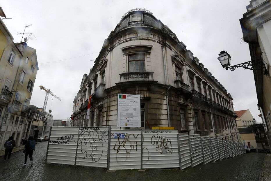 Obras no Conservatório Nacional paradas devido a incapacidade financeira