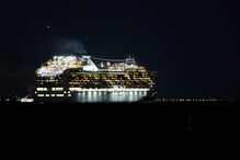 Japão coloca mais de 3 mil passageiros de cruzeiro em quarentena por suspeitas de coronavírus