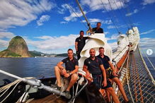 Jorge Jesus recebe navio-escola ‘Sagres’ no Brasil