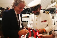 Jorge Jesus recebe navio-escola ‘Sagres’ no Brasil