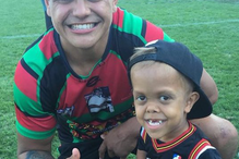 Menino de 9 anos já conheceu uma estrela de rugby australiano.