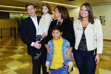 Passos Coelho, em 2011, com Laura, a filha Júlia,  a sobrinha Carolina e a enteada Teresa 