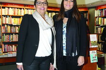 Laura com  a filha Teresa, em 2016   