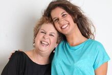 Fátima com a filha Catarina.JPG