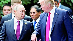 Trump e Putin abordam por telefone cimeira do G7 e cooperação bilateral