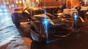 Polícia russa não tem medo do 'Batman' e apreendeu-lhe o carro