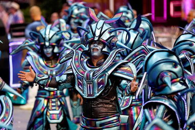 Carnaval de São Paulo no Brasil reúne 15 milhões de foliões