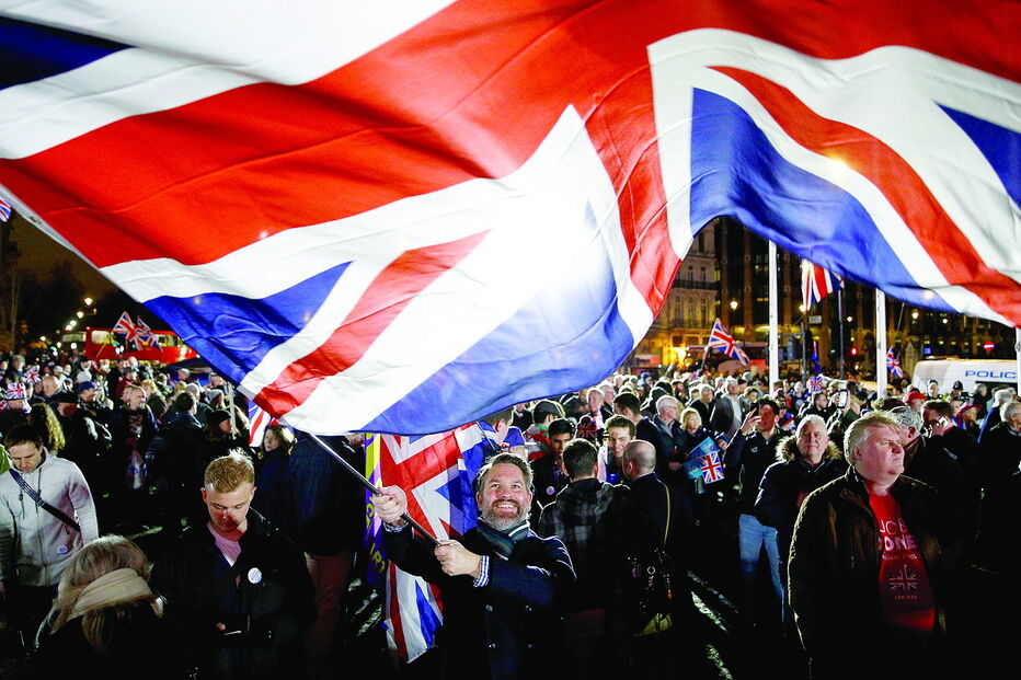 Depois da euforia do Brexit, começa a parte mais complicada: Reino Unido e União Europeia têm apenas onze meses para negociar futuro acordo comercial 