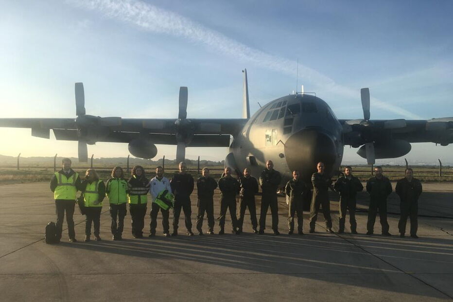 Equipa médica parte do Montijo em avião da Força Aérea para ir ao encontro dos portugueses repatriados da China