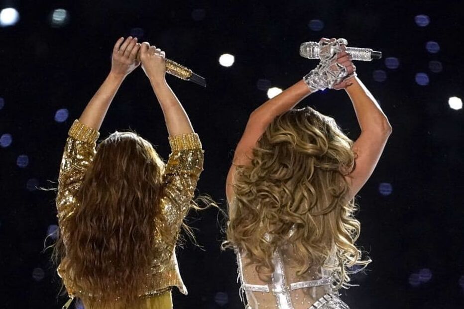 2020-02-03_14_39_36 jenniferlopezturkiye_84066444_811320669364728_4556843637236100555_n.jpg