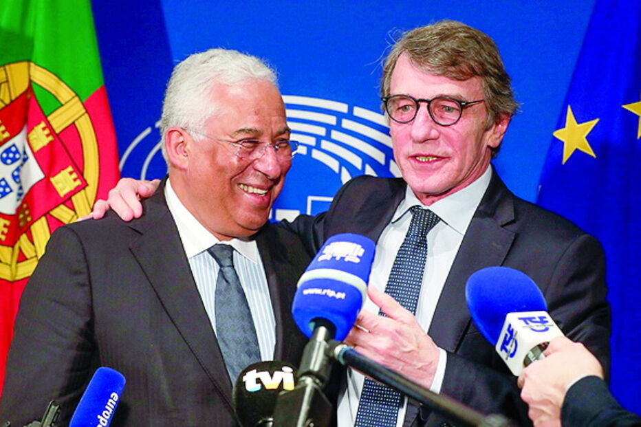 Costa reuniu-se com David Sassoli 