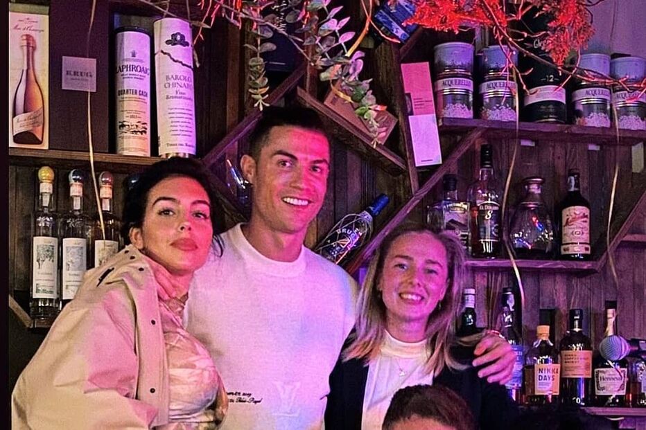 CR7 divertiu-se no 35º aniversário