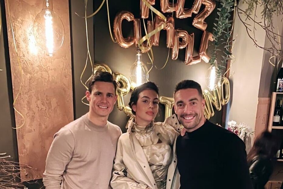 CR7 divertiu-se no 35º aniversário