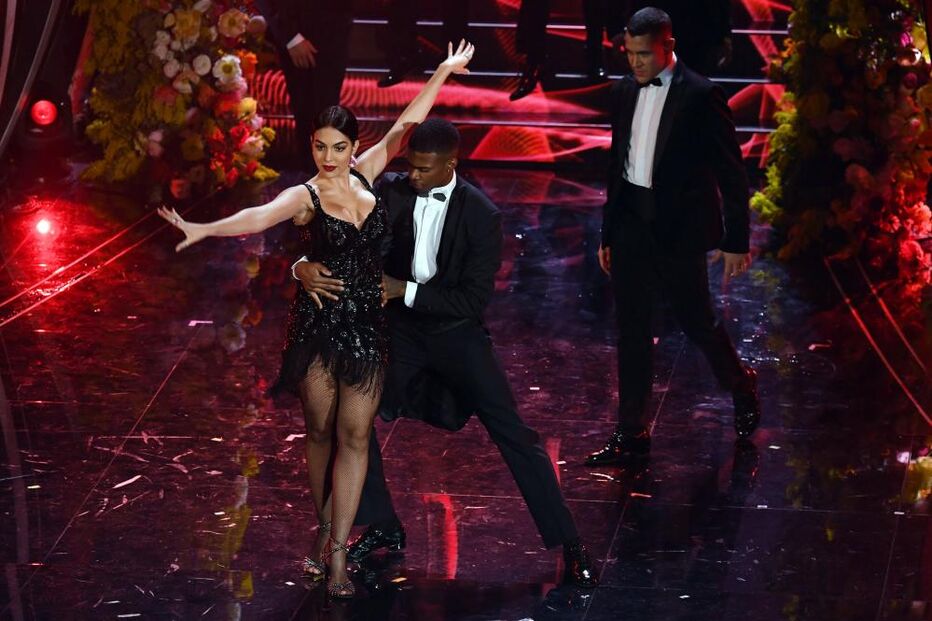 Georgina Rodríguez a dançar tango