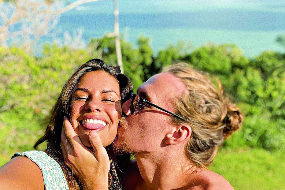 Carolina Loureiro e Vitor Kley