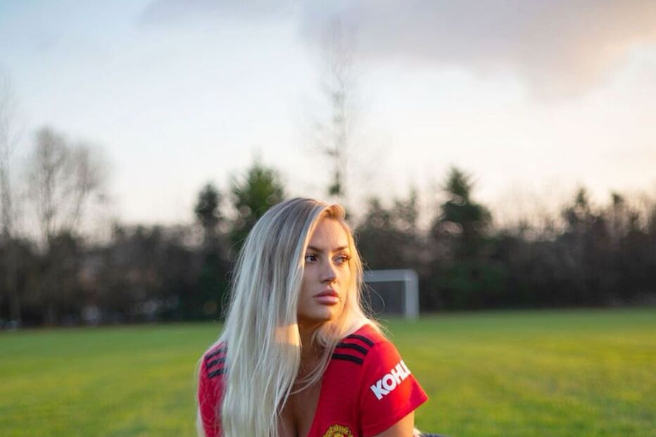Lucy Nicholson é a adepta mais sexy do Manchester United