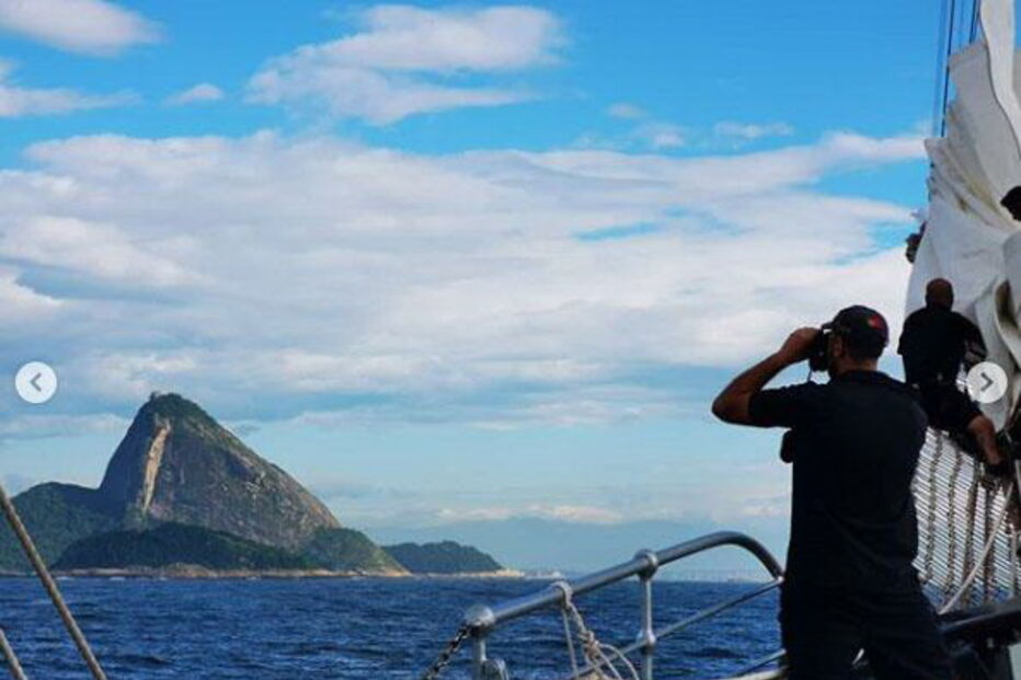 Jorge Jesus recebe navio-escola ‘Sagres’ no Brasil