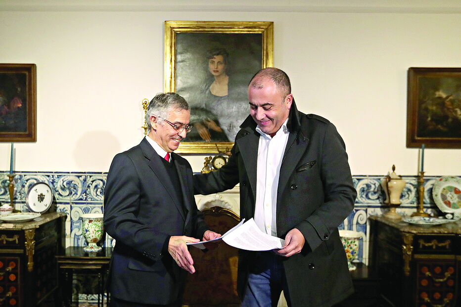 Acordo foi assinado por Vicente Rodrigues, da Fundação Amália, e Carlos Rodrigues, diretor-executivo do CM e CMTV