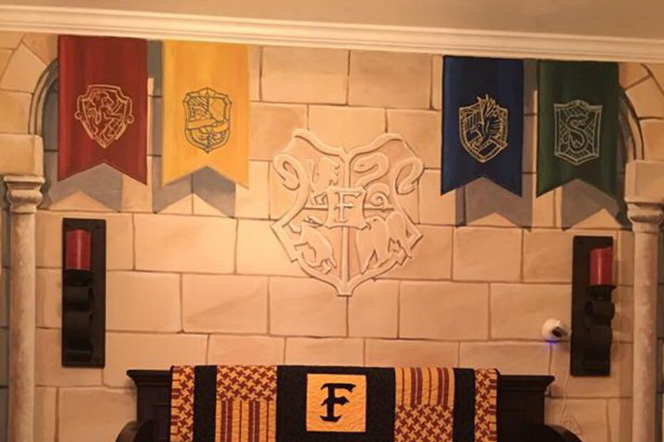 Mãe recria cenário do mundo da magia de Harry Potter no quarto do filho bebé