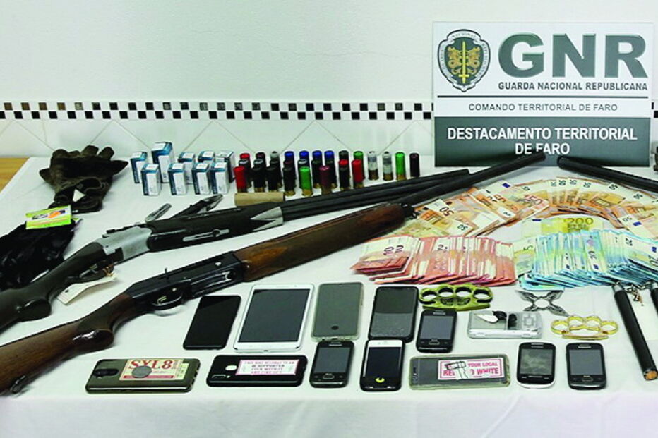 Grupo apanhado por roubo e extorsão em Faro