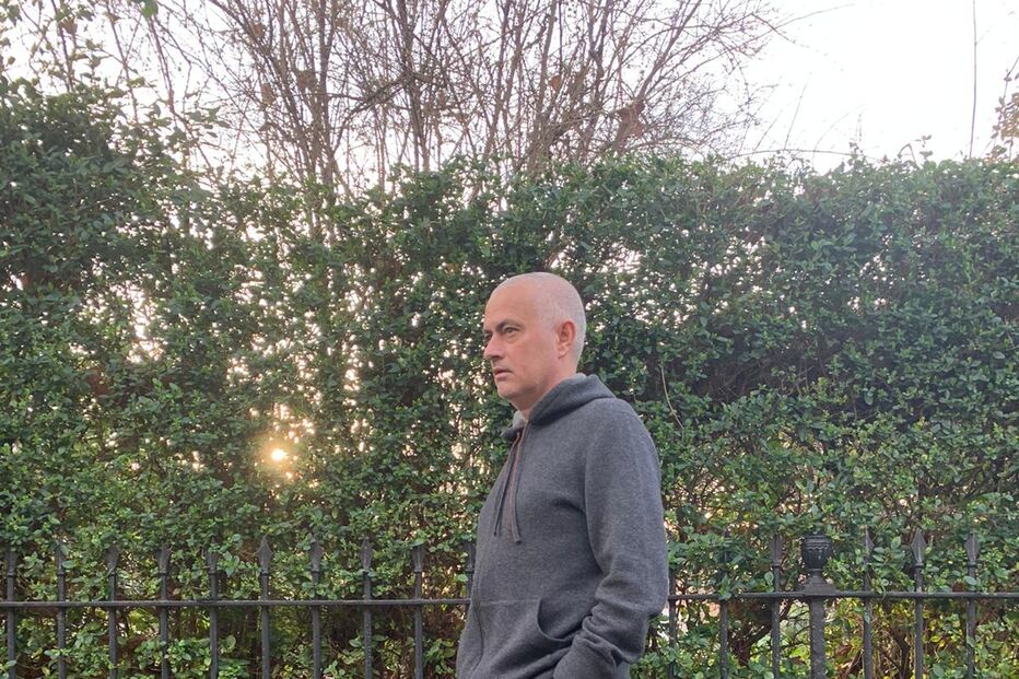 José Mourinho com calças da marca do genro.jpg