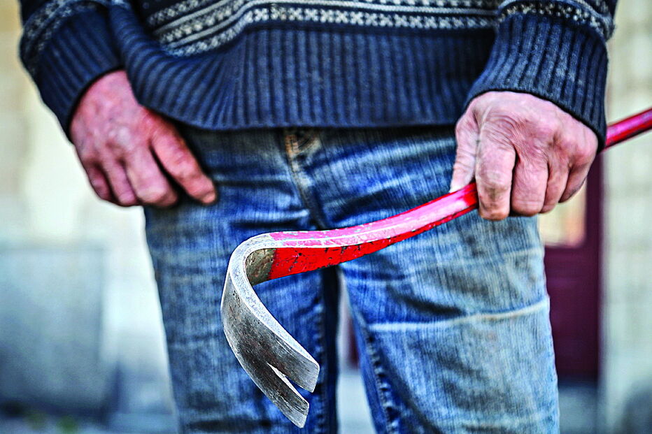 Bate com pé de cabra