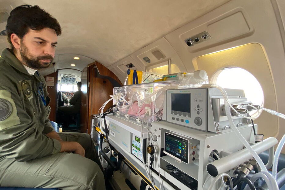 Força Aérea transporta de urgência recém-nascido dos Açores para o Continente