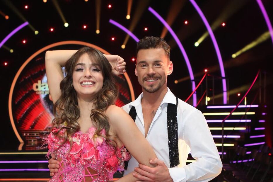 Angie Costa e Vadim Potapov em 'Dança com as Estrelas'