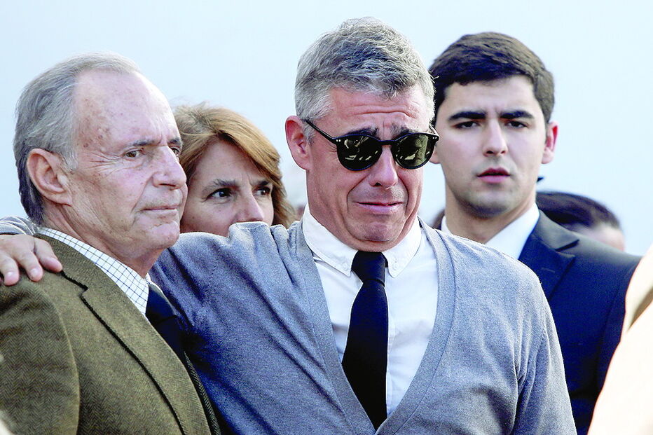 António Martinho, filho do ator, não conseguiu conter as lágrimas