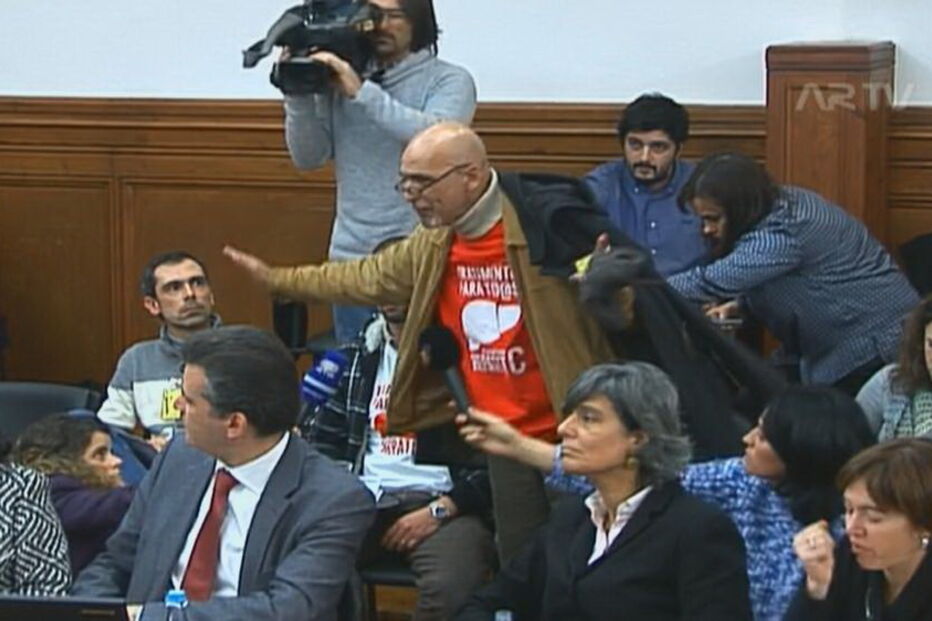 Morreu o doente que interrompeu Parlamento para pedir que não o deixassem morrer de hepatite C