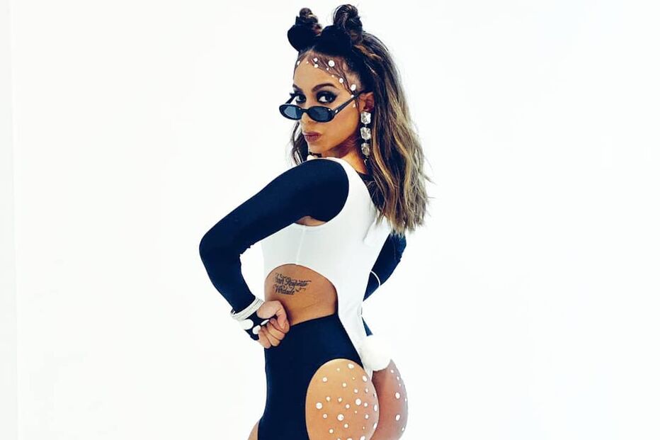 Anitta pronta para o carnaval
