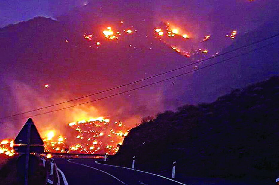 Fogo, vento e areia levaram destruição e pânico às Canárias