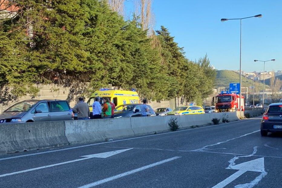 Acidente mata motociclista no IC22 junto a Odivelas