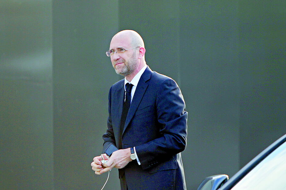 Pedro Passos Coelho não escondeu a emoção no adeus à mulher