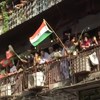 Índia aplaude e homenageia aqueles que estão na linha da frente no combate ao Covid-19